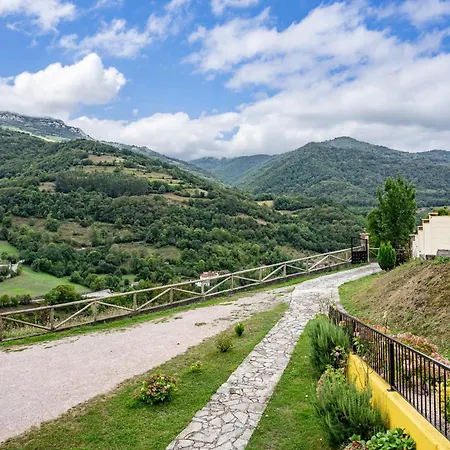 Venkovský dům Socastillo B Bárzana