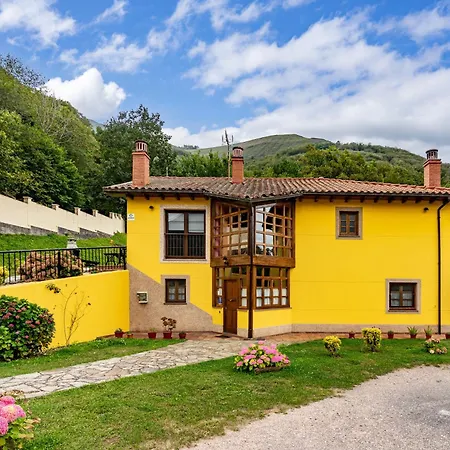 Venkovský dům Socastillo B Bárzana